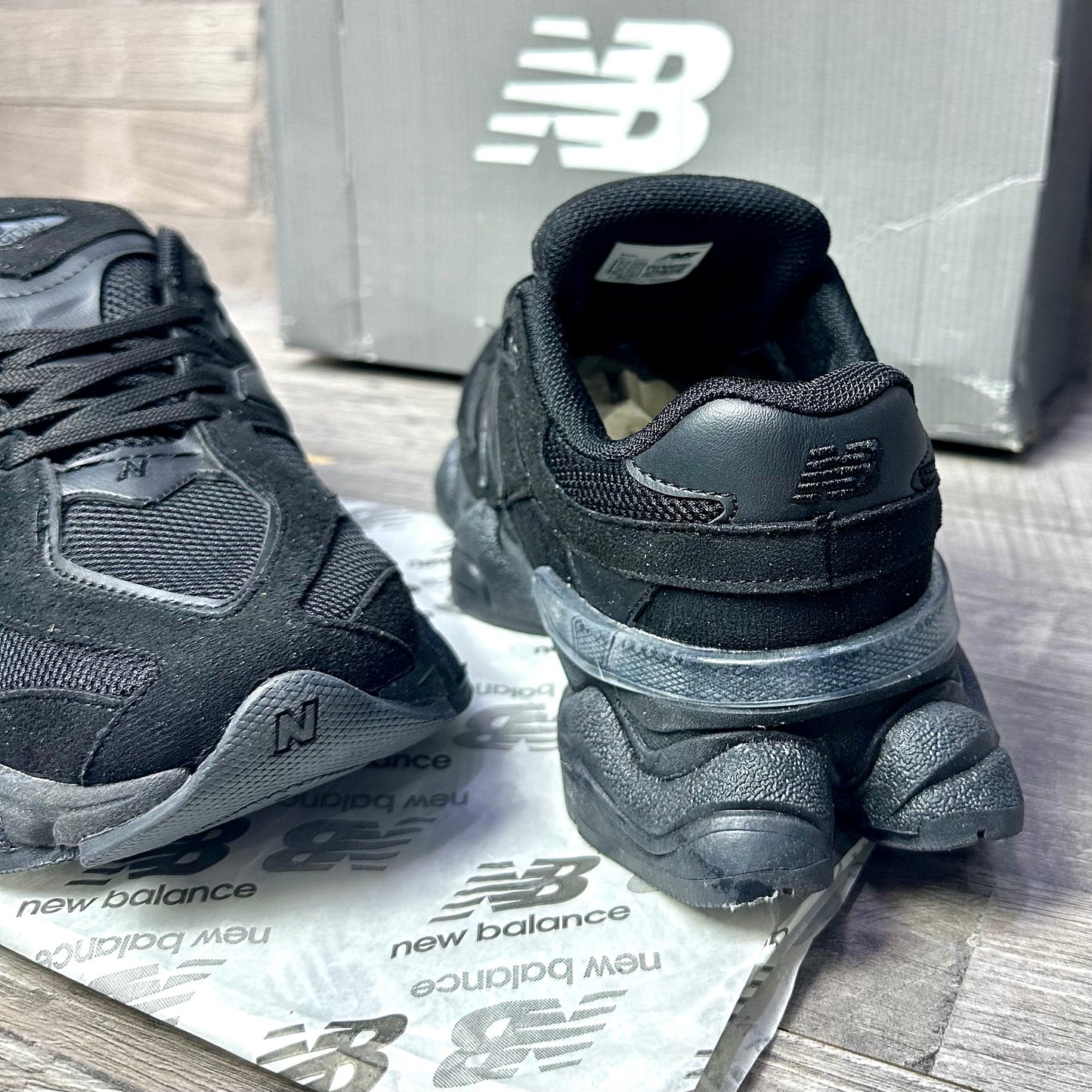 New Balance 9060 Total Black