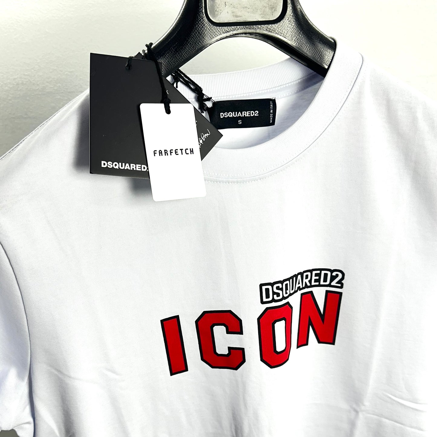 Icon White - Red 2026