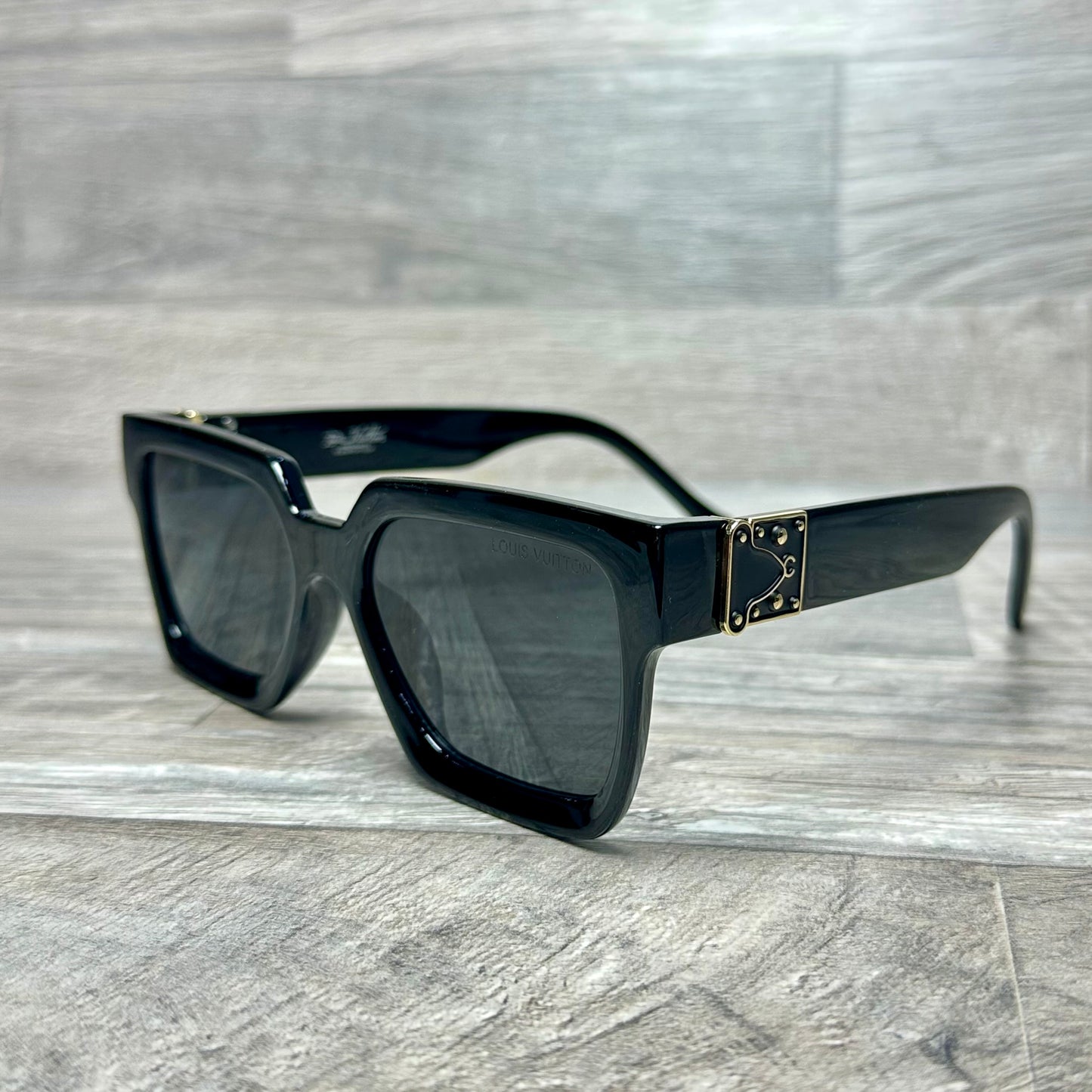 LV Millionaires 099 - Black 2026