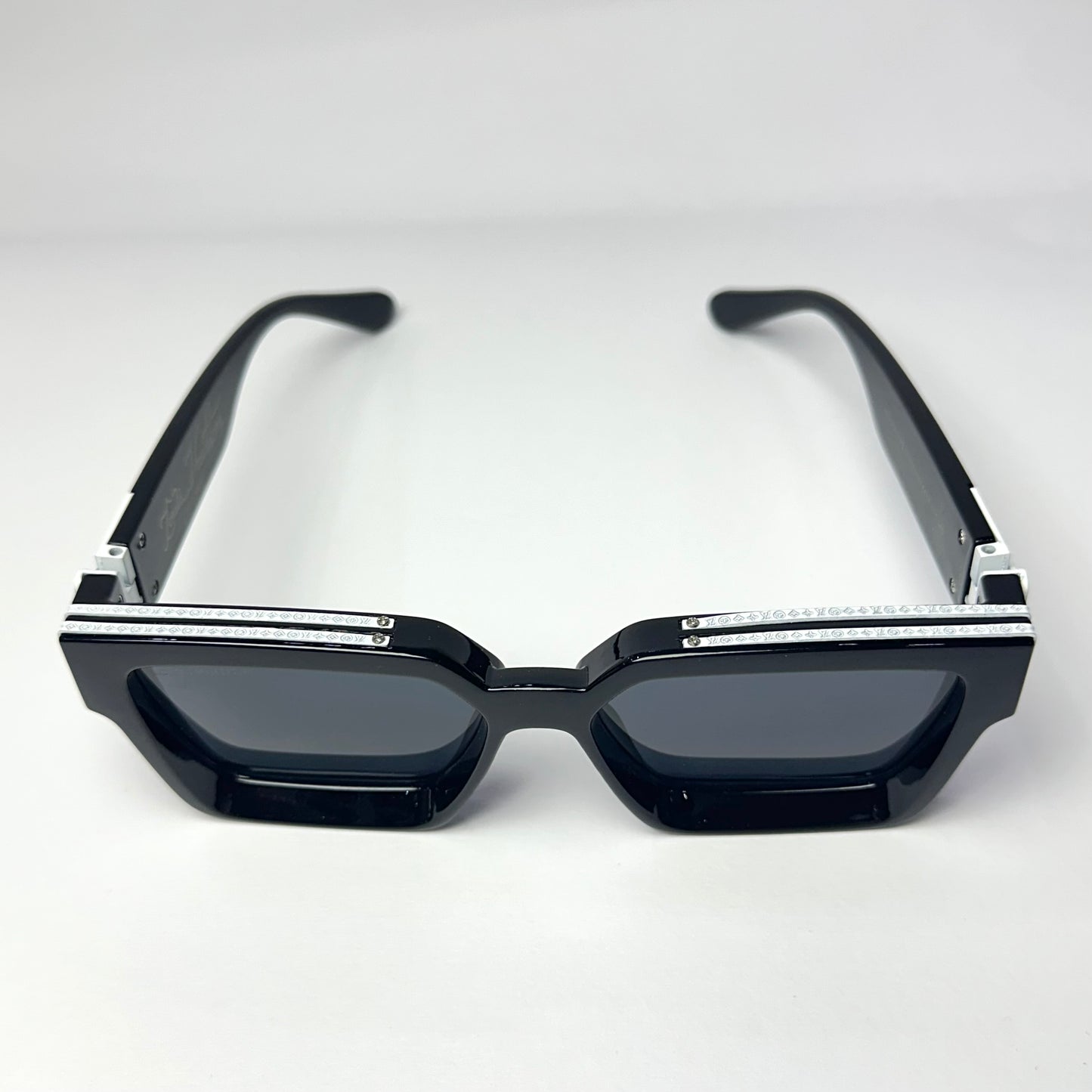 Louis Vuitton Millionaires White