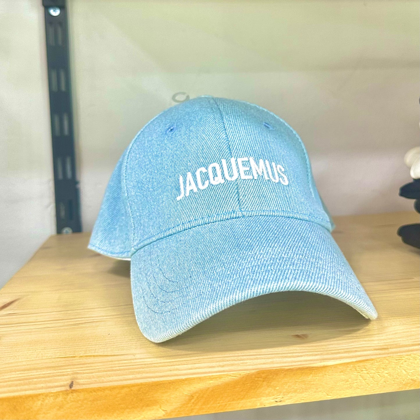Jacquemus Jean Classic