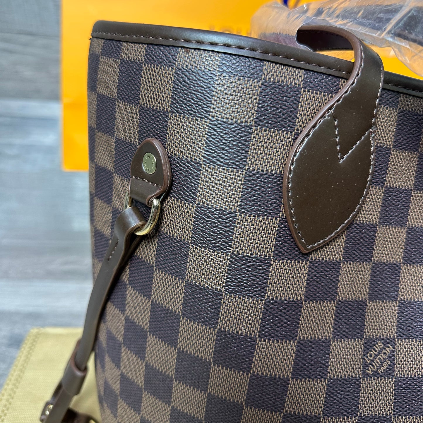 LV Neverfull Handbag Brown bags