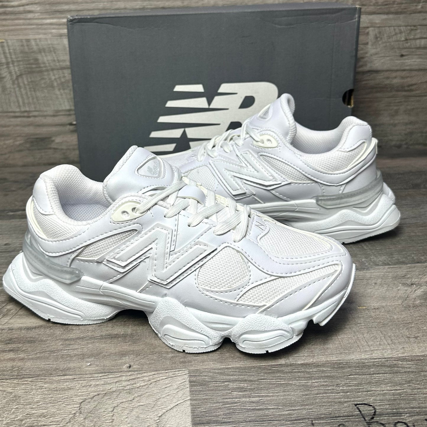 9060 Triple White 2026