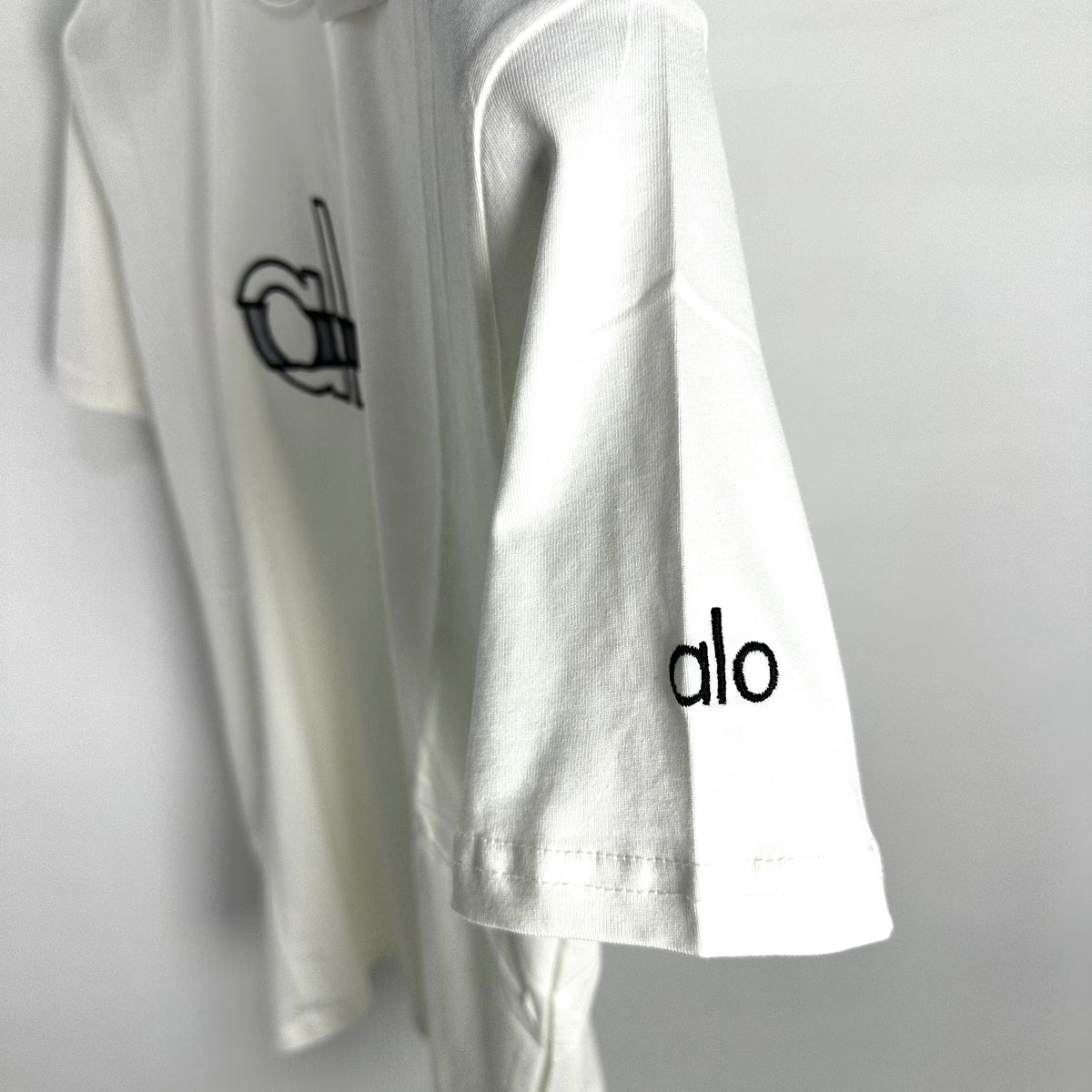 ALO White Classic S/S 2026