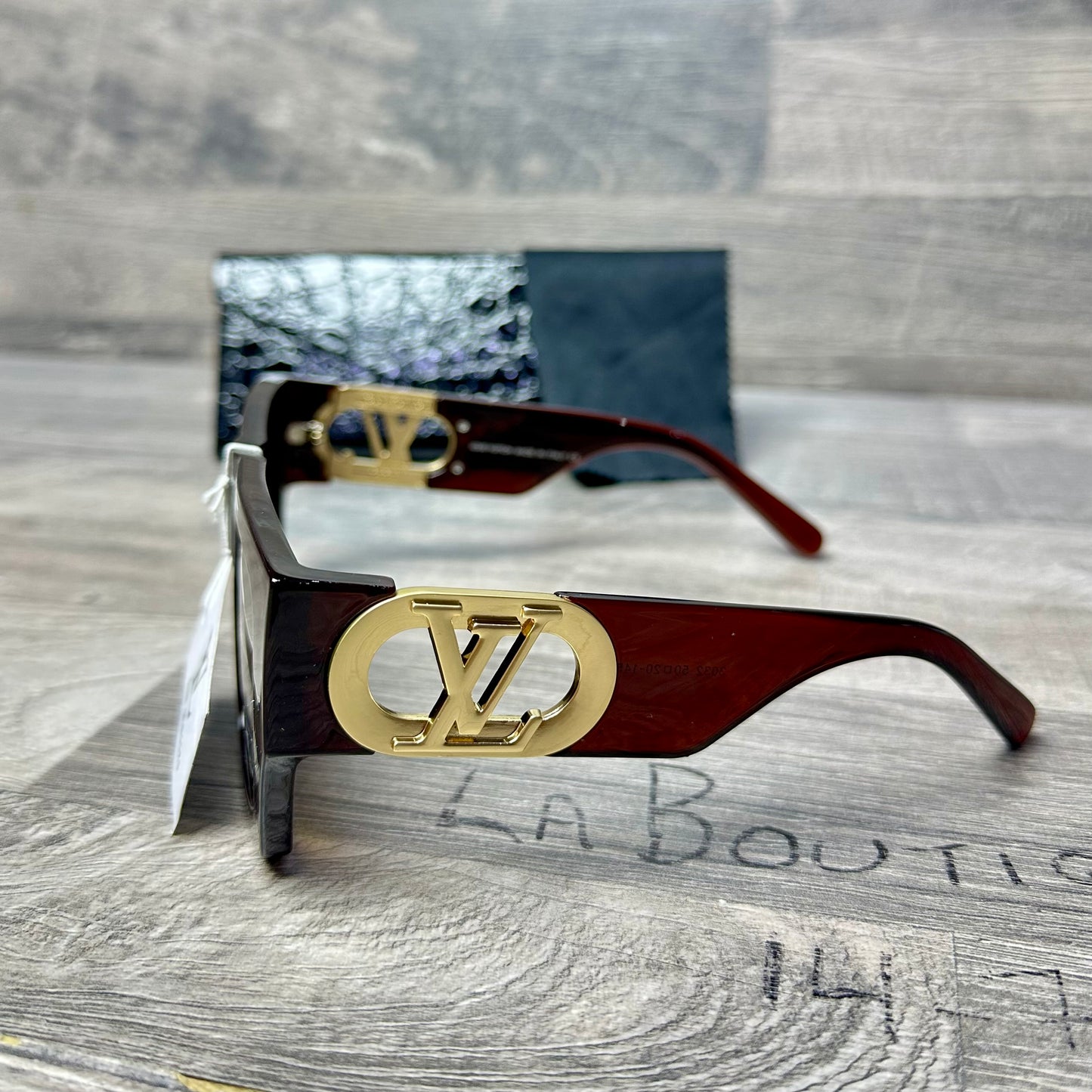 LV 056 - Brown Classic 2025