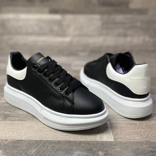 Alexander McQueen Sneakers Black 2025 NO