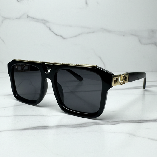 Louis Vuitton  33 - Black 2026