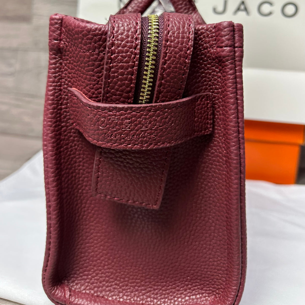 The Tote Bag Bordeaux Medium bags
