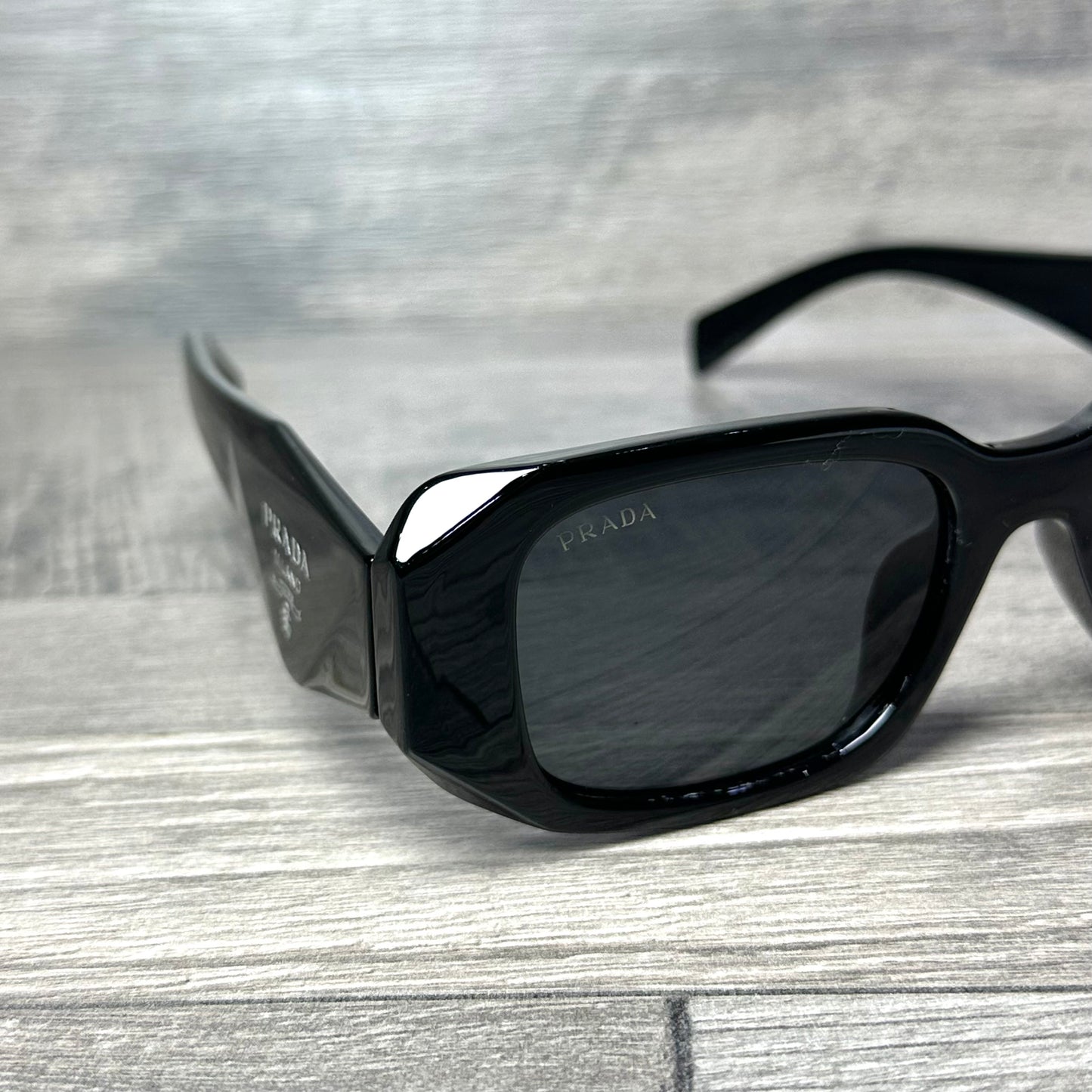 Prada Classic Black Silver  G-72