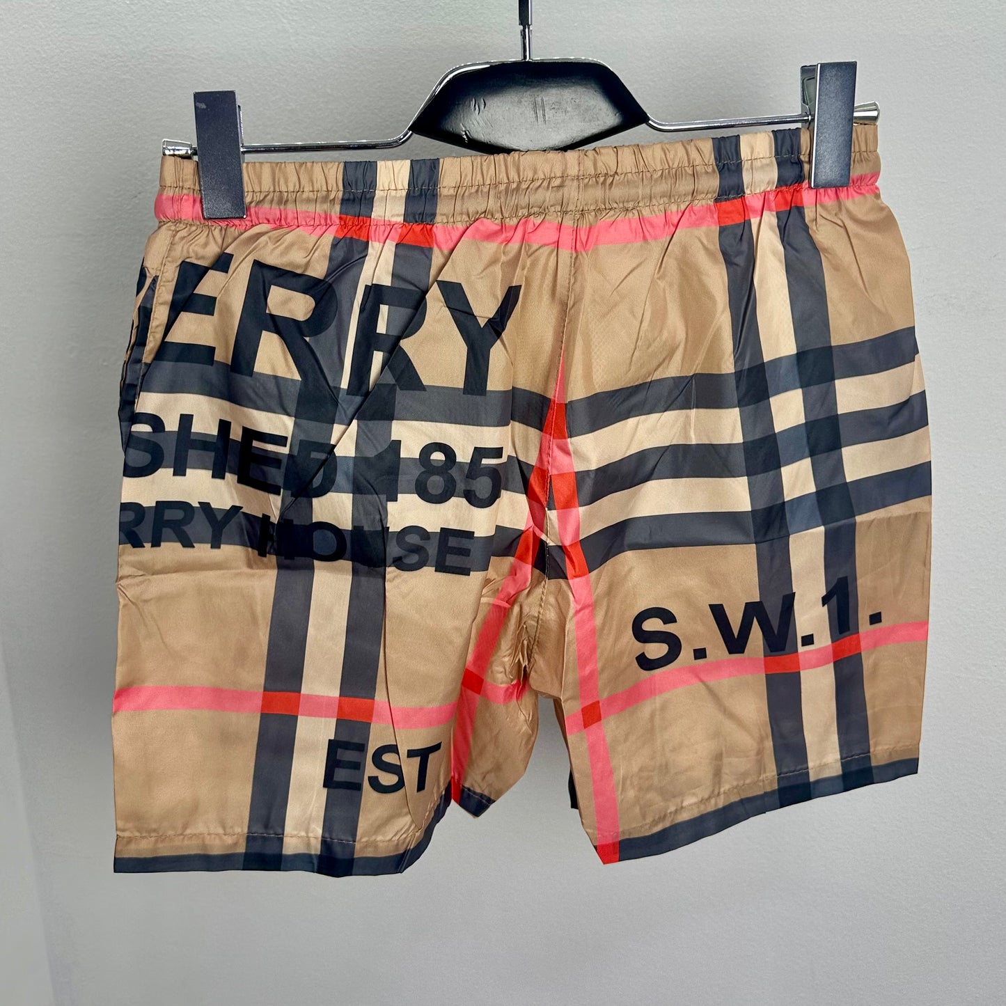 Burberry Check Hologram 2