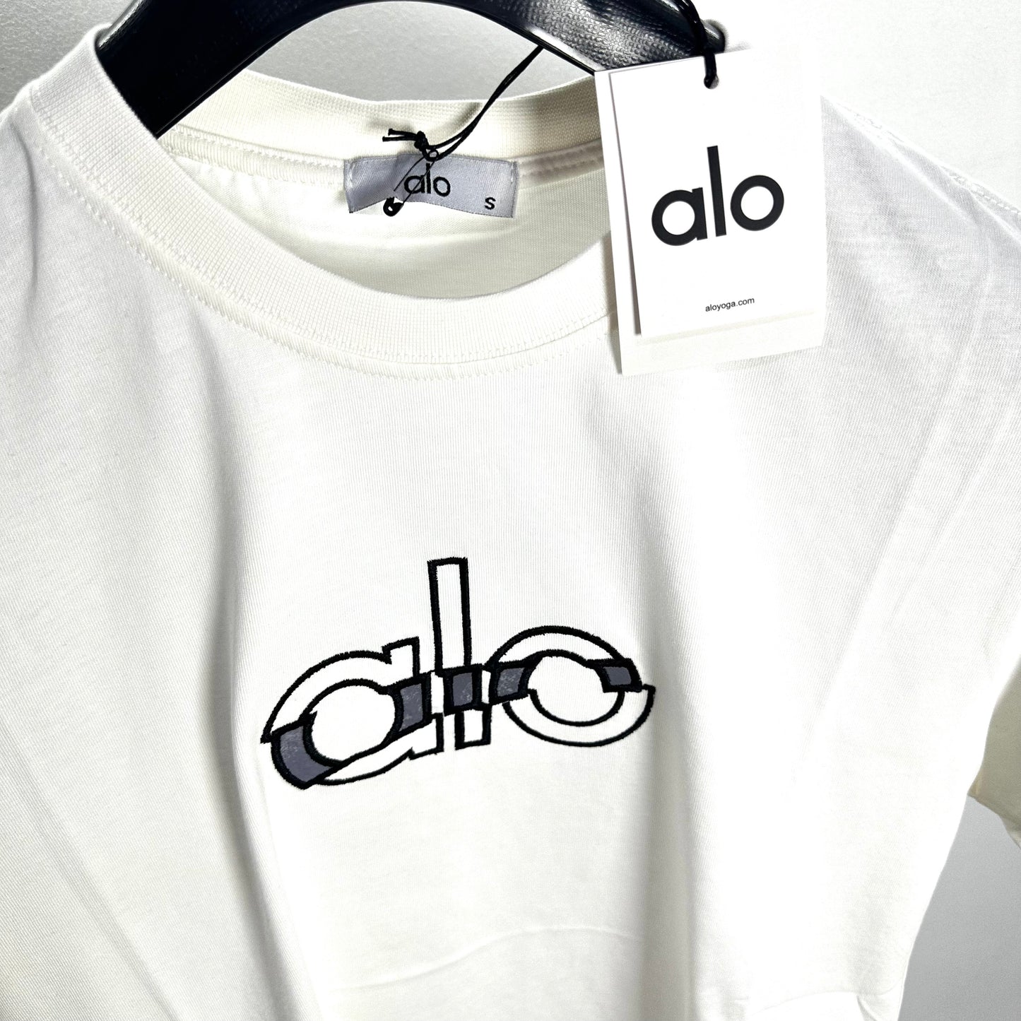 ALO White Classic S/S 2026