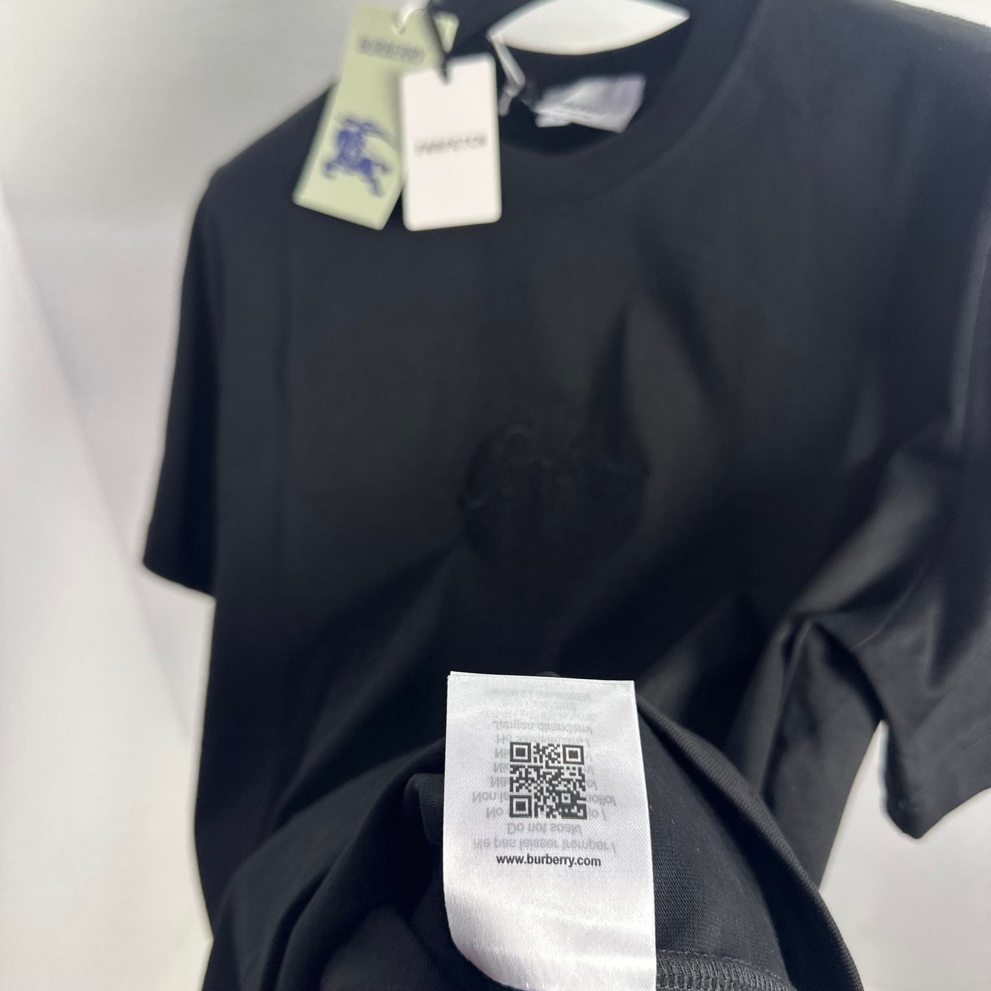 Burberry Black Hologram 2026