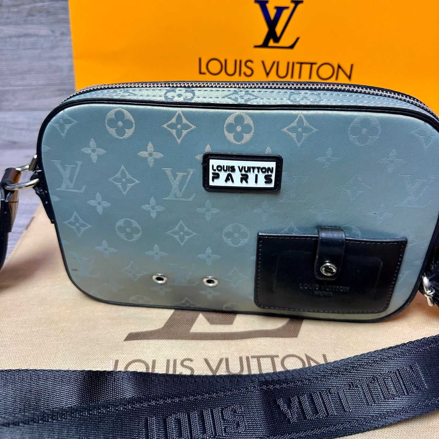 Louis Vuitton Messenger Monogram