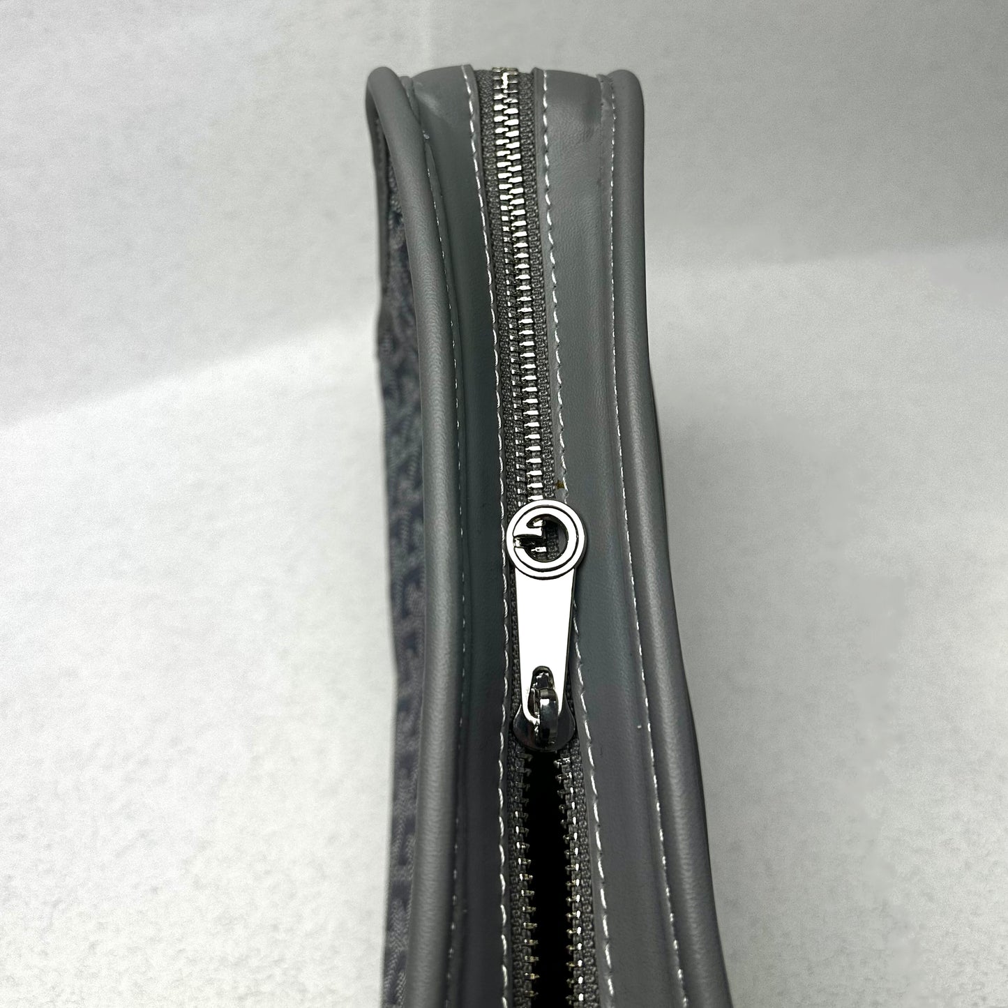 Goyard Jouvence Toiletry
