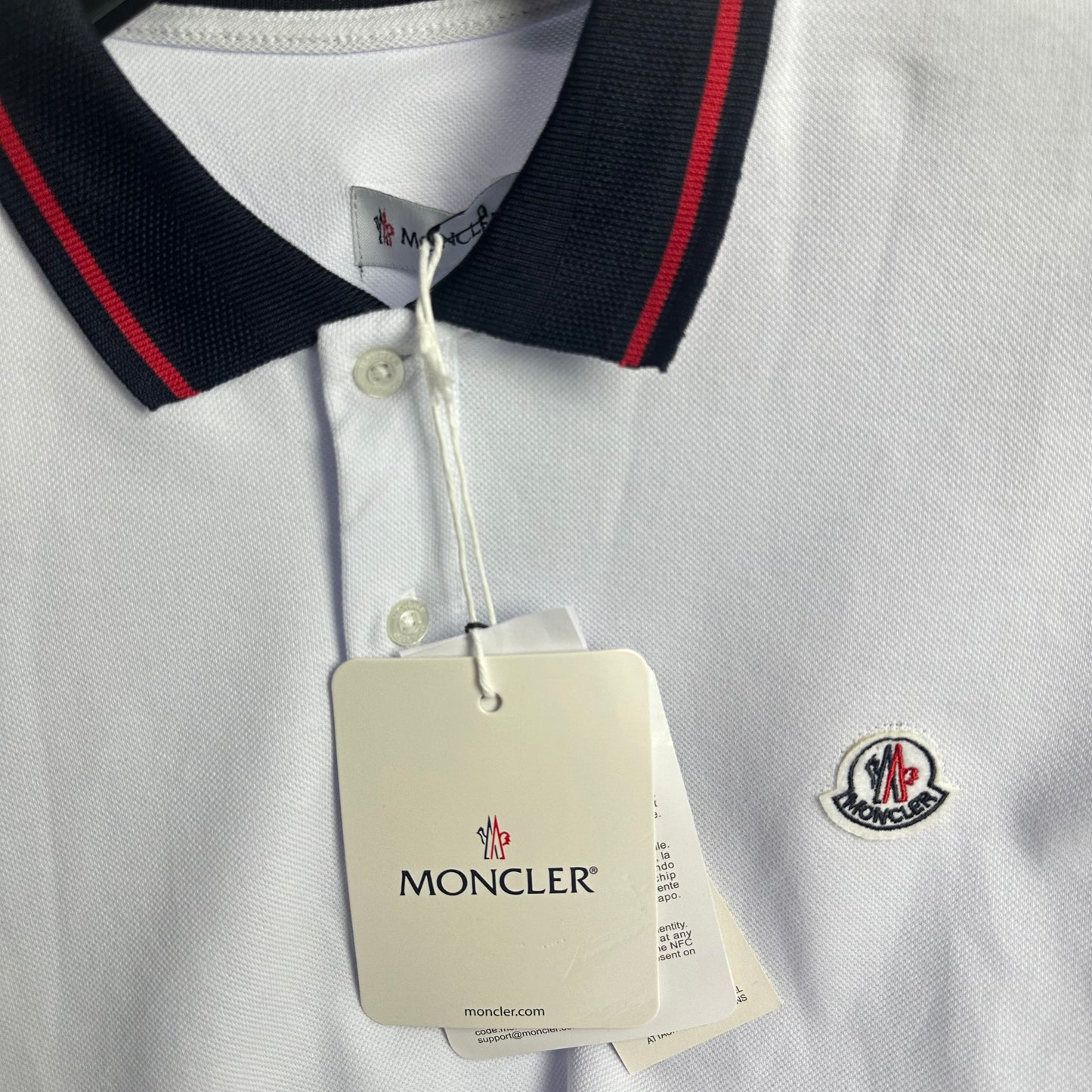 Moncler T-Shirt άσπρο 2026