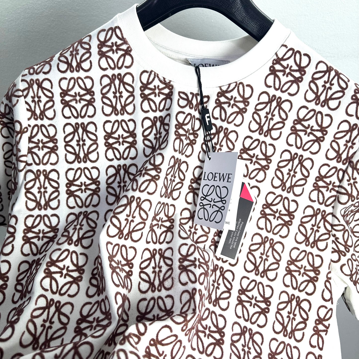 Loewe Embroidered Aluminium 2026