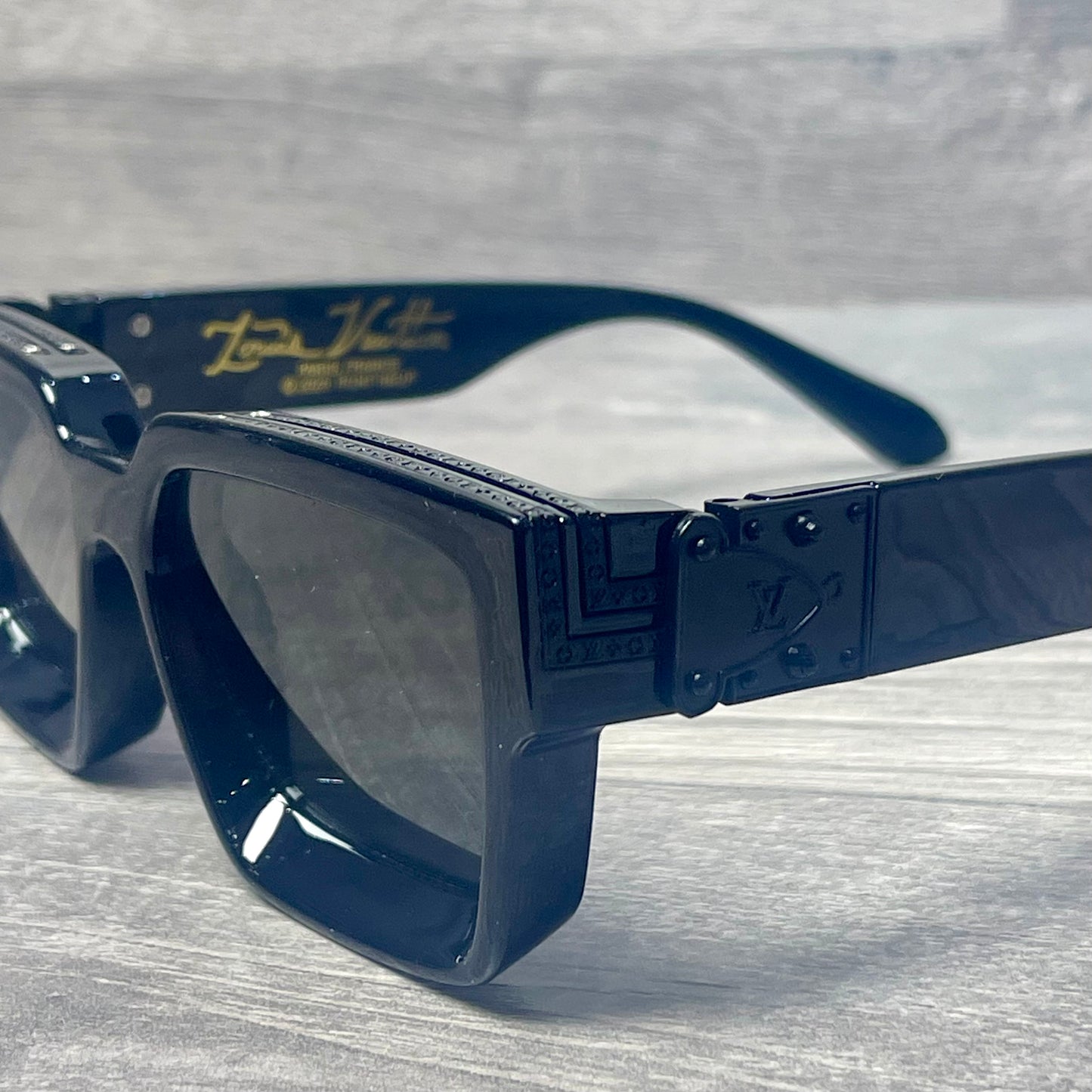 Louis Vuitton Millionaires Black