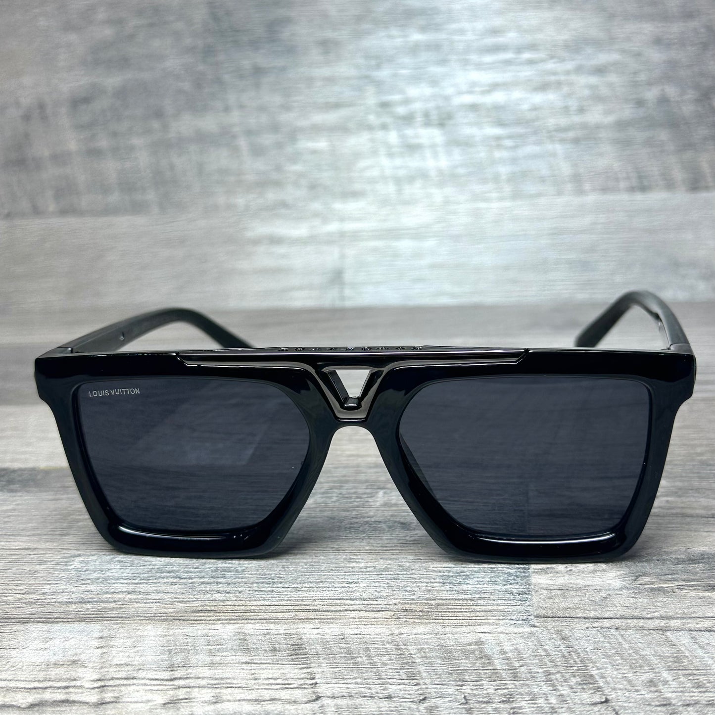LV Millionaires Slim Black G-12