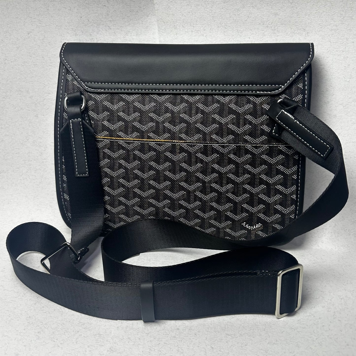 Goyard Coursier Messenger