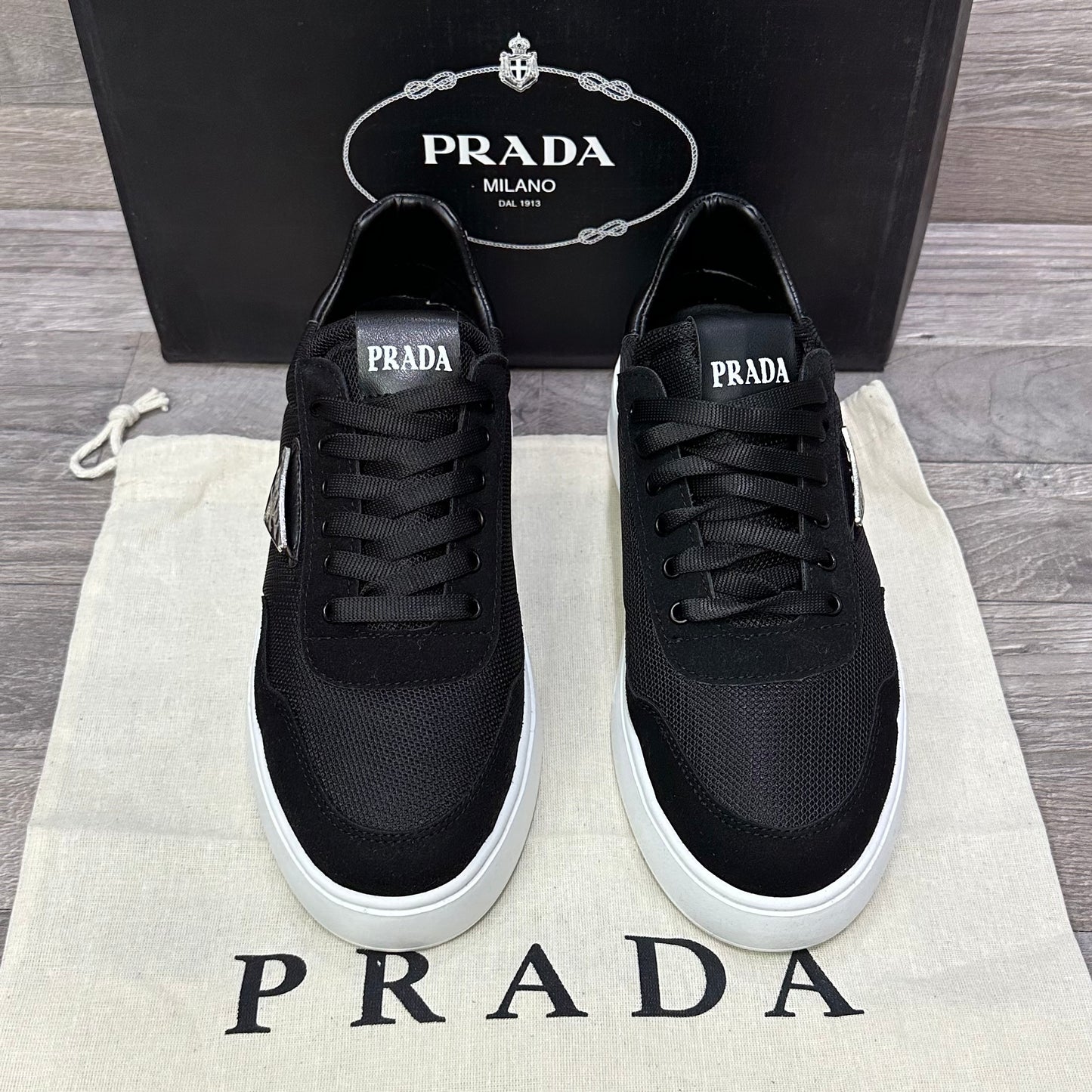 Prada Mens Black - Silver Classic 17 Sneaker