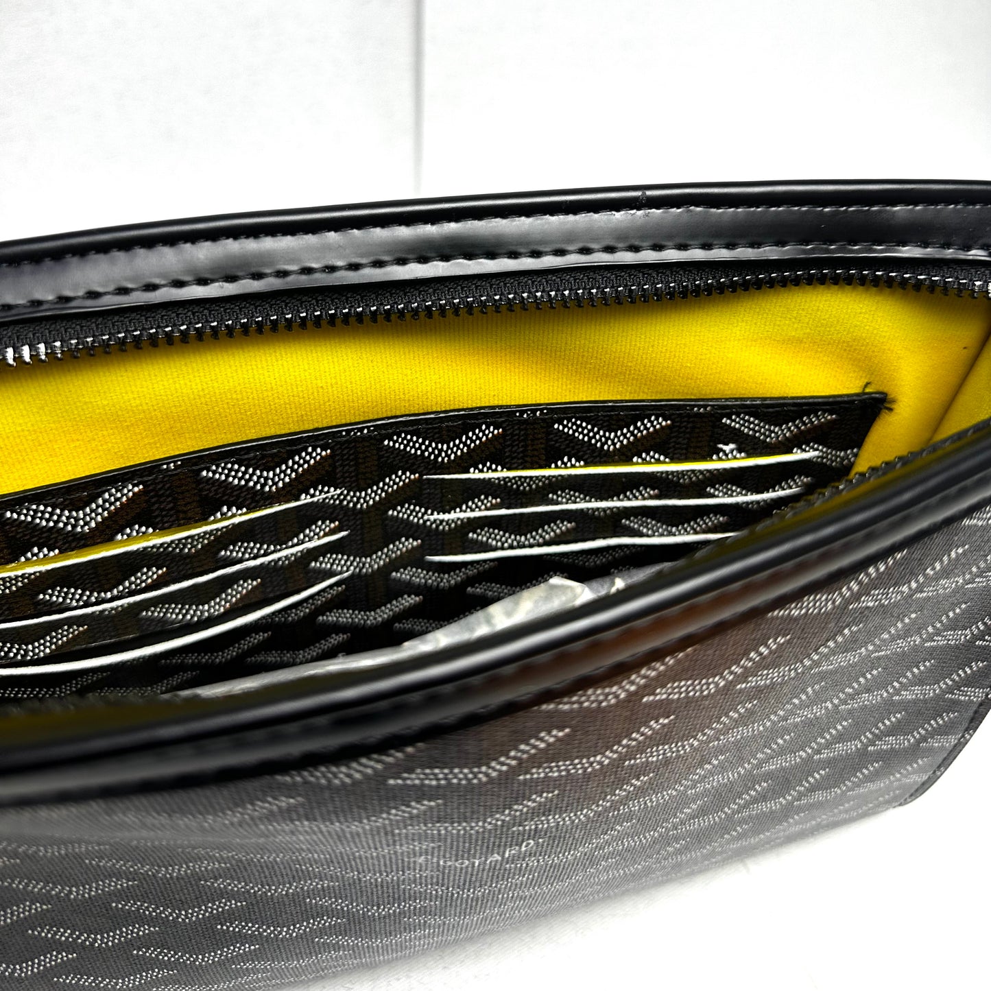 Goyard Black Envelope Total Black