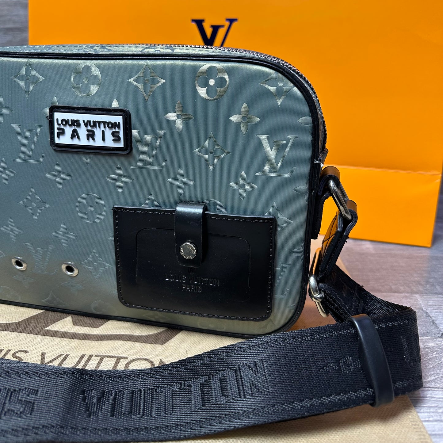Louis Vuitton Messenger Monogram