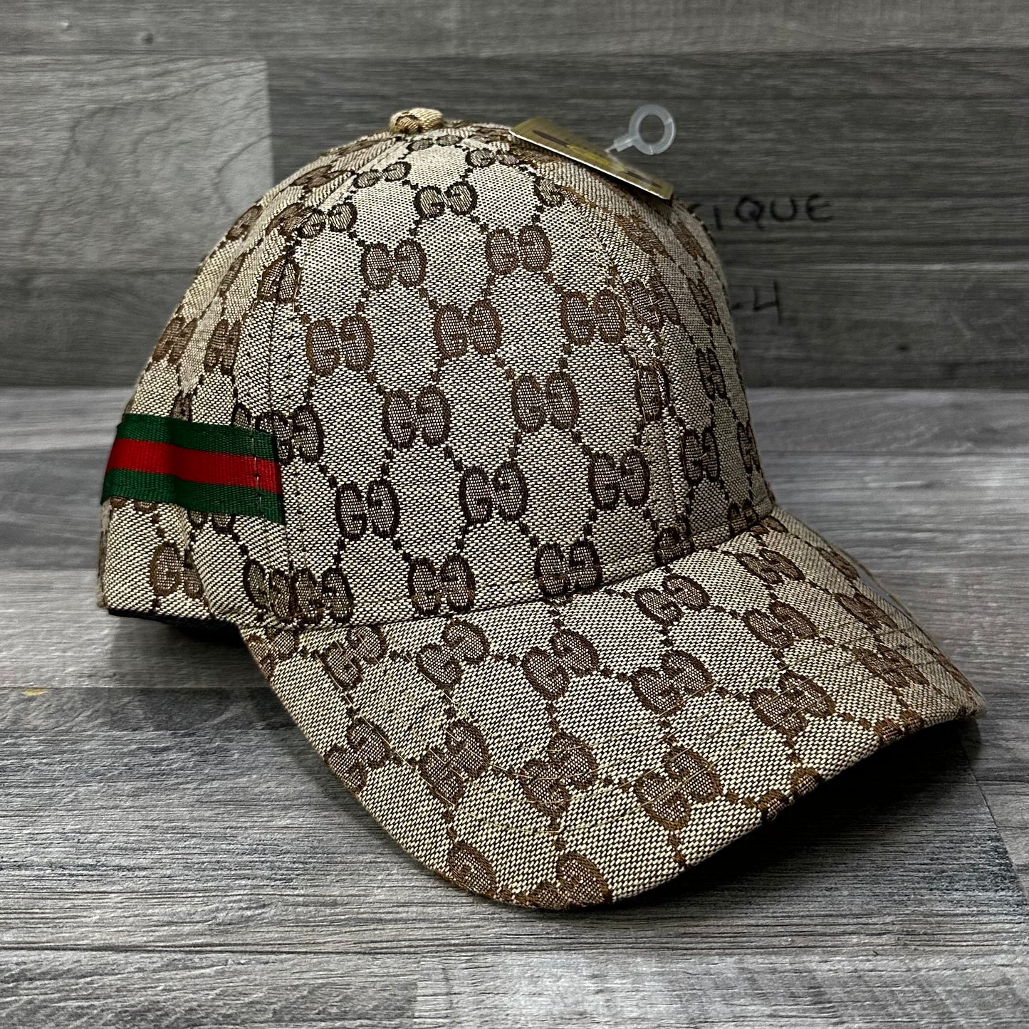 Gucci - GG Beige canvas