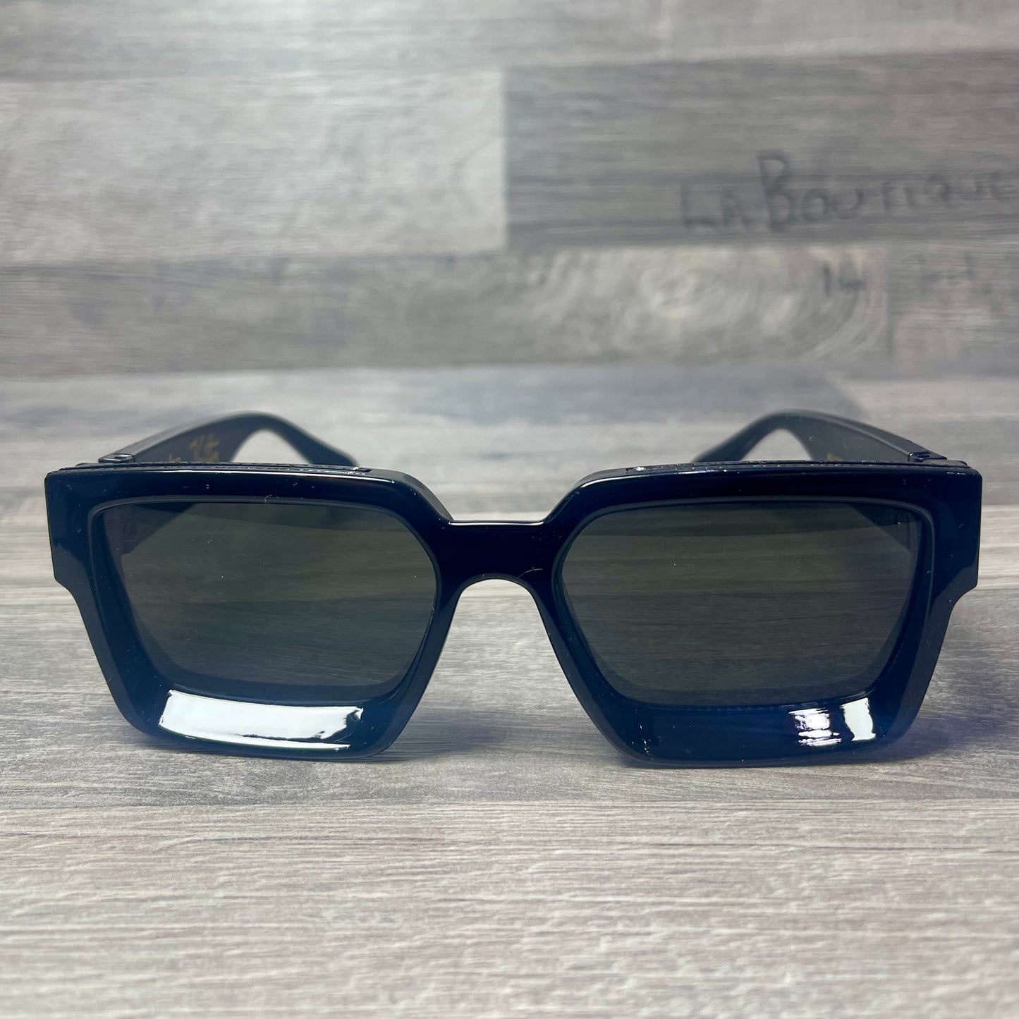 Louis Vuitton Millionaires Black