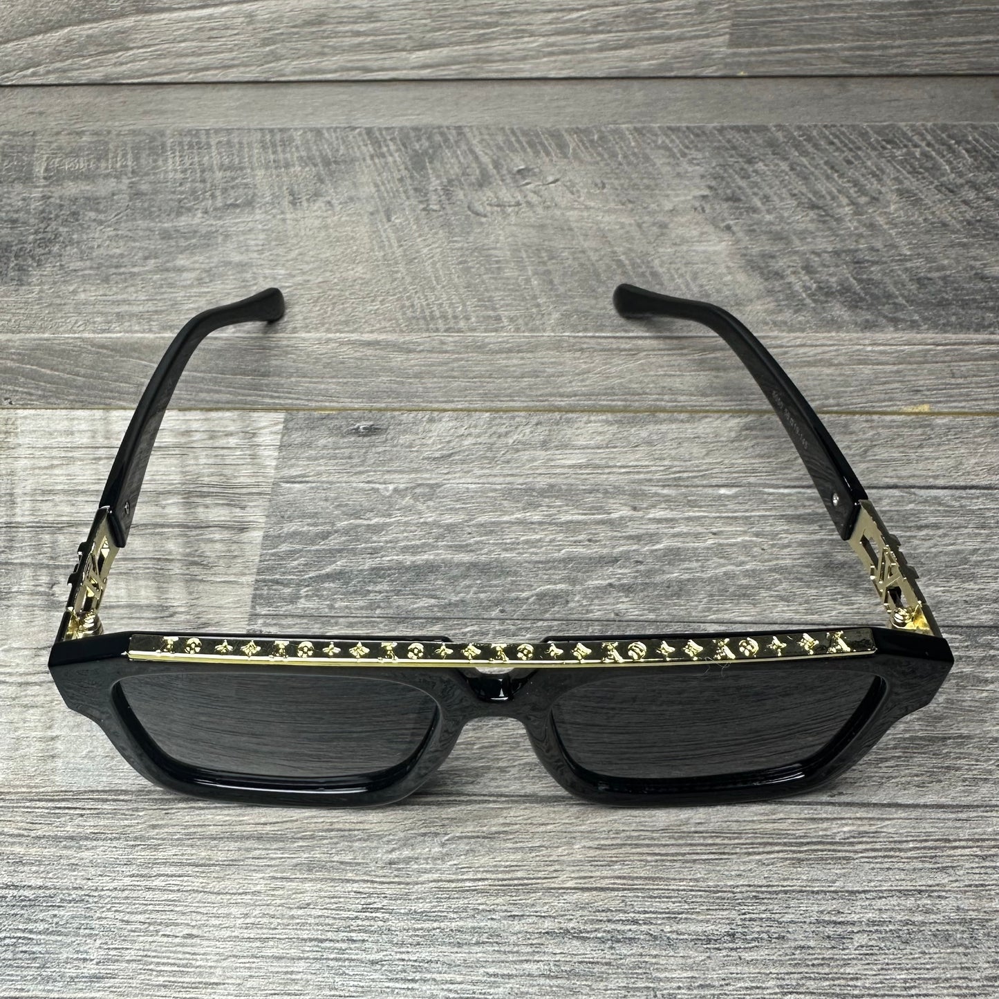Louis Vuitton  33 - Black 2026