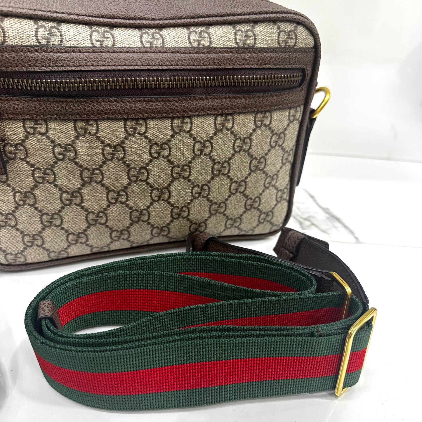 Gucci G-G Brown 2026