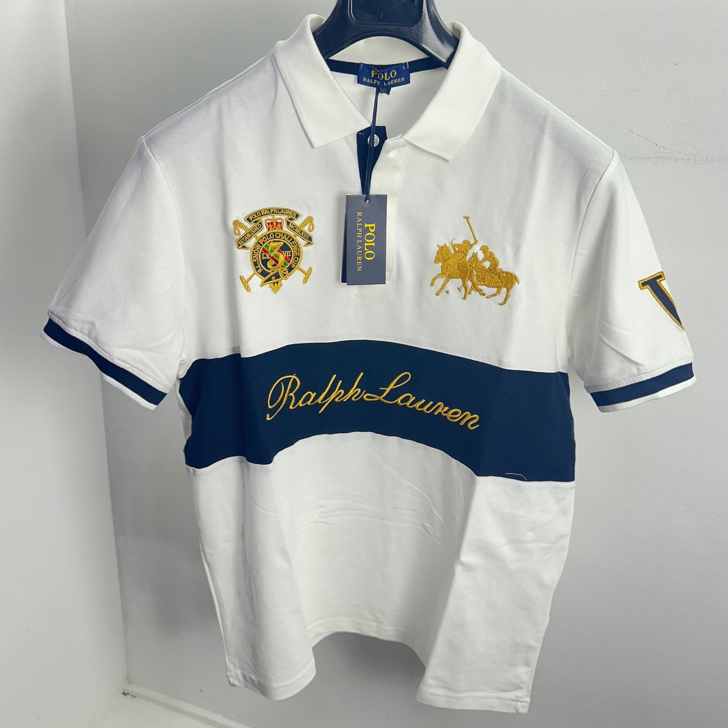 Polo Classic White 2026